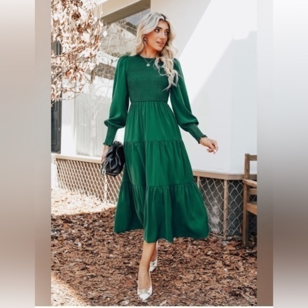 Cupshe Smocked Tiered Hem Long lantern Sleeve Forest‎ Green Midi M RefCPS088